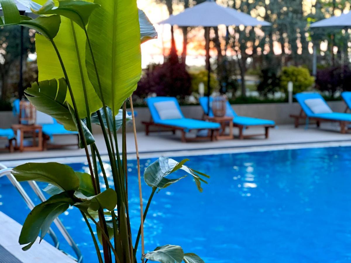 Marbella Beach Hotel โกเลม ภายนอก รูปภาพ