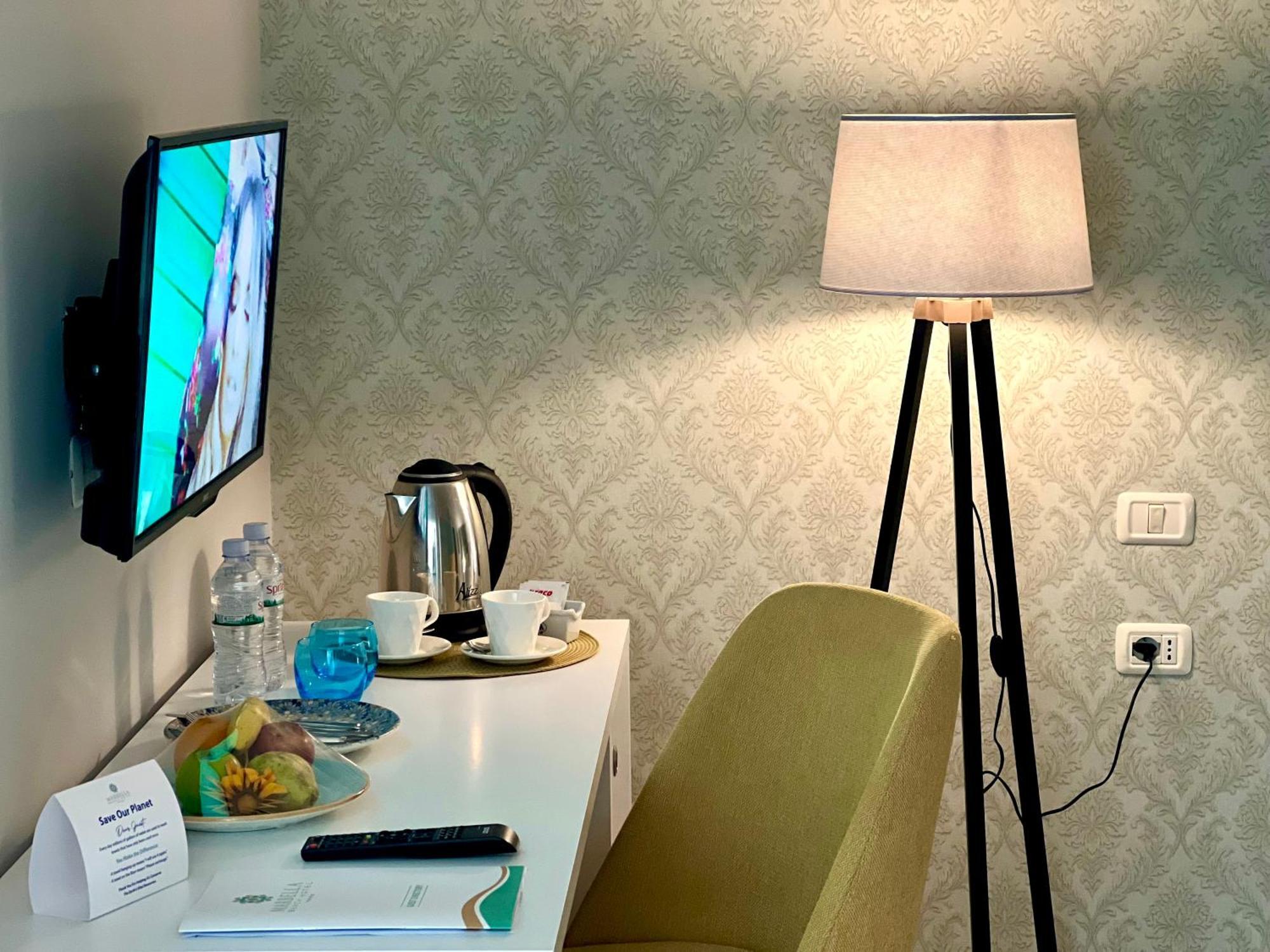Marbella Beach Hotel โกเลม ภายนอก รูปภาพ